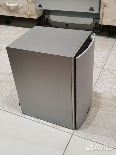 Колонкa Polk Audio monitor 30