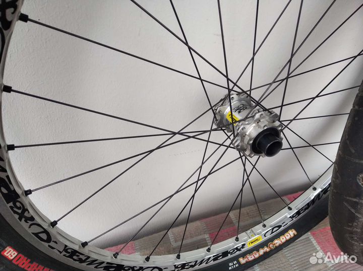 Mavic Deemax топ вилсет 26'