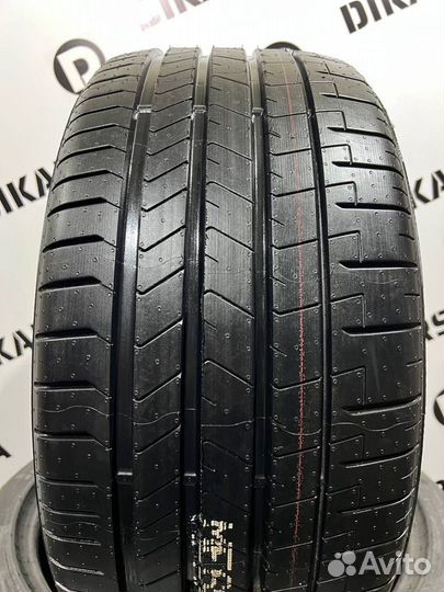 Pirelli P Zero PZ4 275/45 R21 107Y