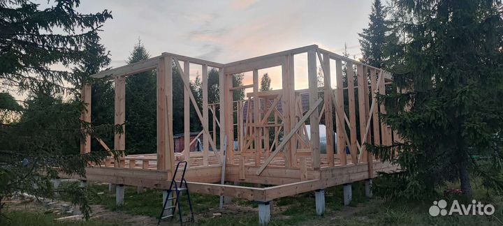 Помощник на строительство дачи