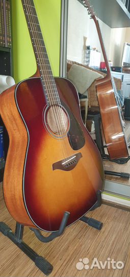 Аккустическая гитара Yamaha FG800