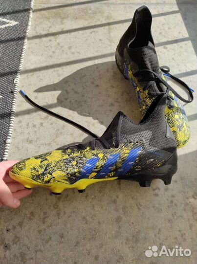 Бутсы adidas predator