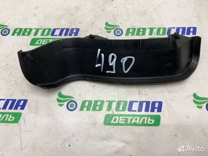 Накладка кузова правая Citroen C5 X7 DW10cted4