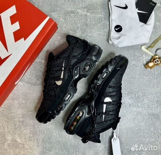 Кроссовки Nike air max tn plus