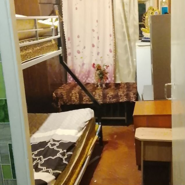 Комната в 1-к., 1/5 эт.