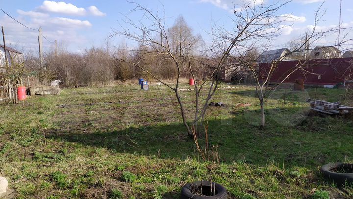 Дача 18 м² на участке 8 сот.
