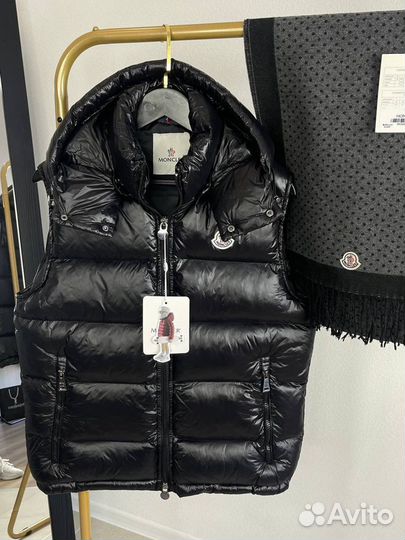 Жилетка moncler