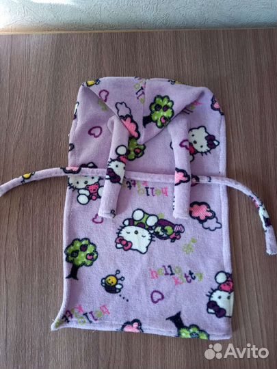 Халат. Вязаная одежда для куклы Барби