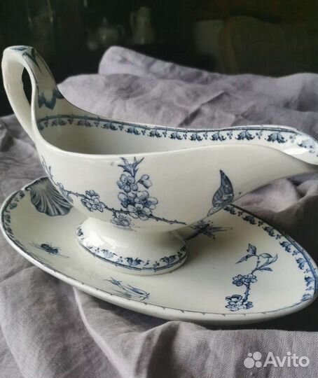 Антикварный соусник Sarreguemines, Carmen