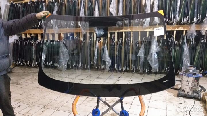 Лобовое стекло на Bmw G30 г30 Fyg