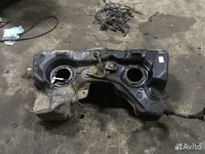 Бак топливный (Volkswagen Tiguan)