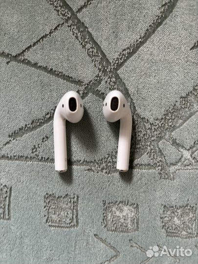 Apple AirPods 2 настоящие б/у A2031 версия 3E751