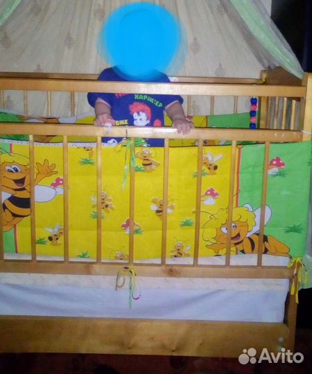 Детская кроватка