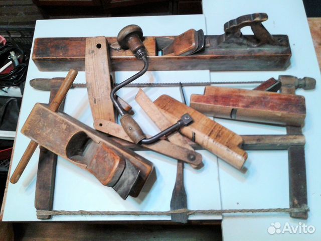 Старинный столярный инструмент