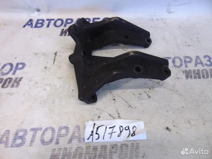 Кронштейн кпп для Toyota Corsa 4 1990-1994г