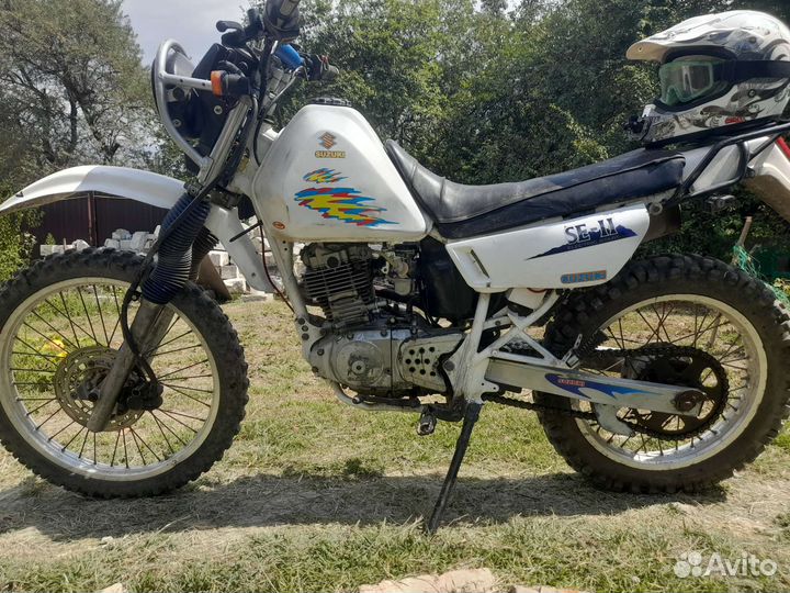 Suzuki DR 200 seii