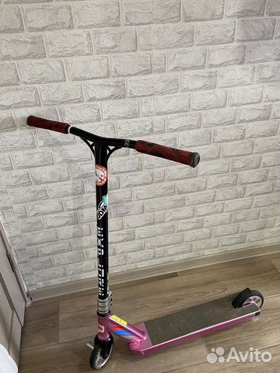 Трюковой самокат explore