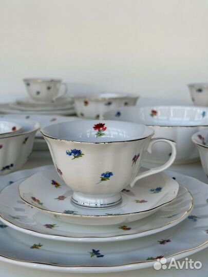 Столовый сервиз Полевые цветы 6 персон