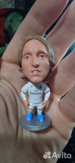 Статуэтка футболисты