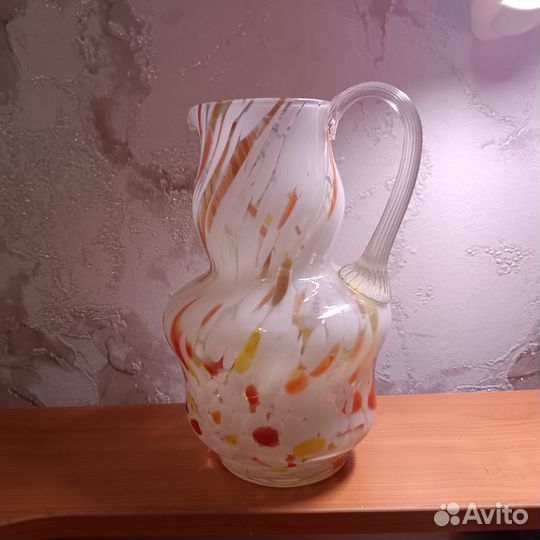 Кувшин цветное стекло
