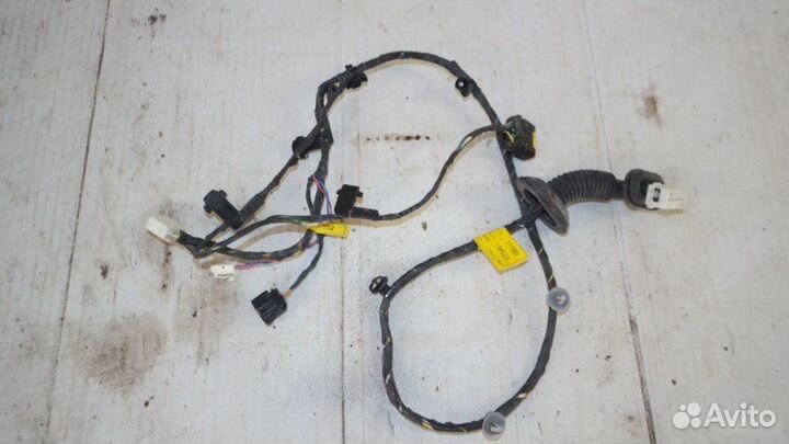 Проводка двери задняя правая Kia Cerato 2