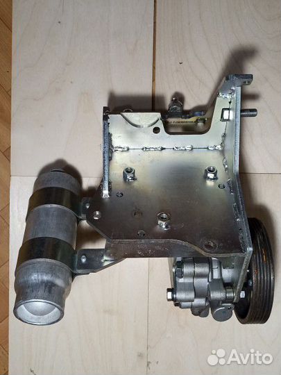 Кронштейн вспомогательных агрегатов нива легенд