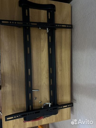 Кронштейн для телевизора наклонный