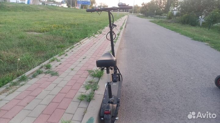 Самокат Kugo m2