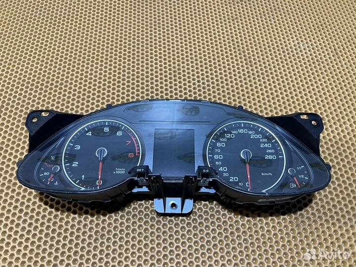 Панель приборов спидометр Audi A4 B8