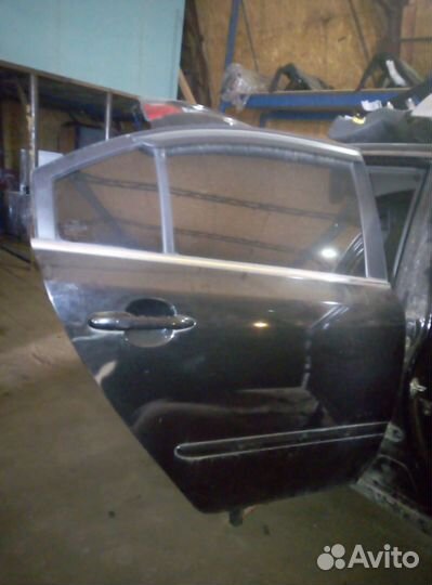 Киа Маджентис 3 дверь задняя правая дверь бу