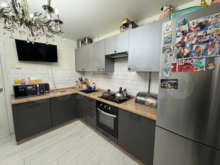 2-к. квартира, 60 м², 2/10 эт.