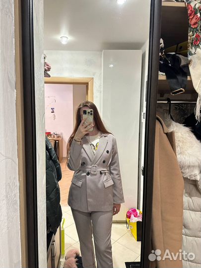 Брючный костюм 46