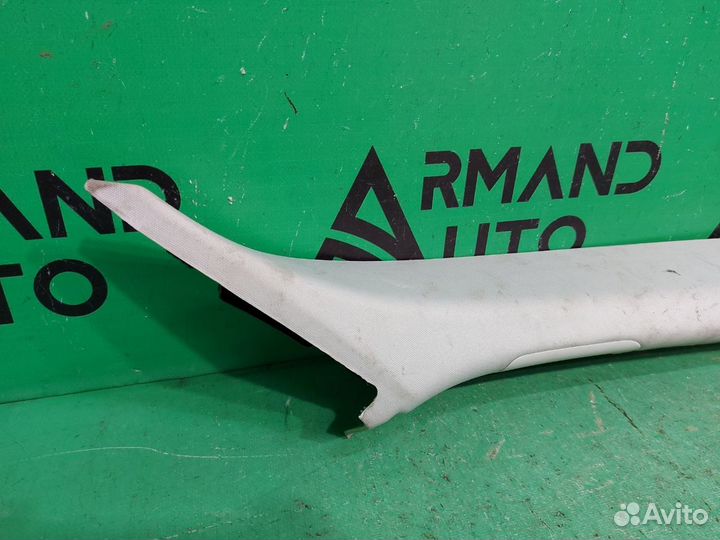 Обшивка стойки передняя правая Jaguar F-Pace 1