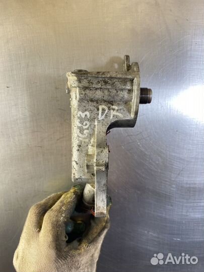 Корпус масляного фильтра Mitsubishi Galant 1993 19