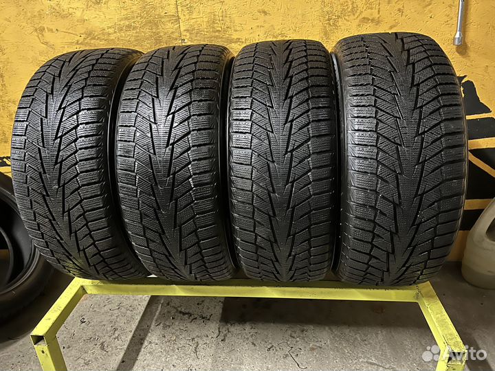 Hankook Winter I'Cept IZ2 245/50 R18