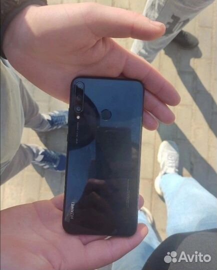 Телефон Huawei p40 Lite e