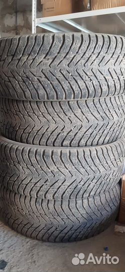 Nokian Tyres Hakkapeliitta 8 SUV 265/65 R17