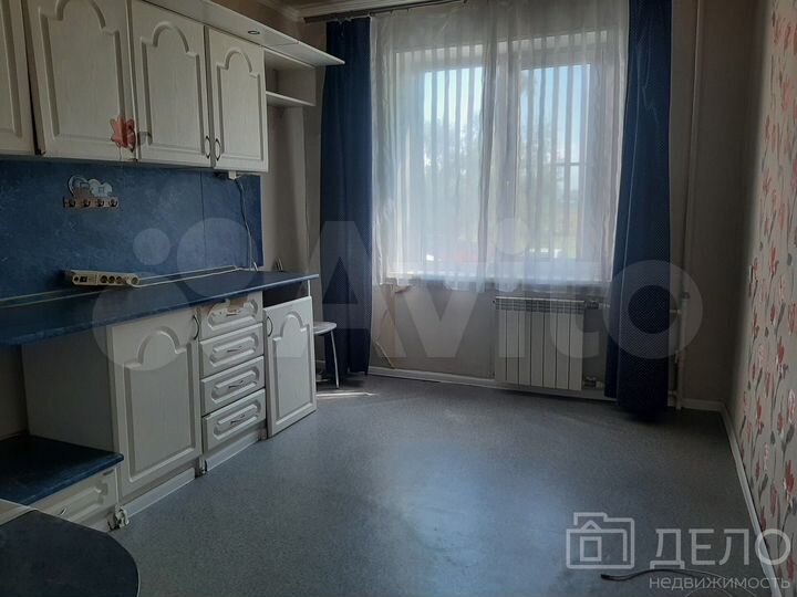 3-к. квартира, 83 м², 1/10 эт.