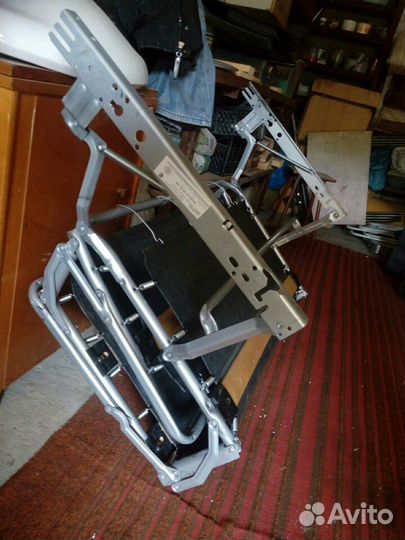 Механизм в диван