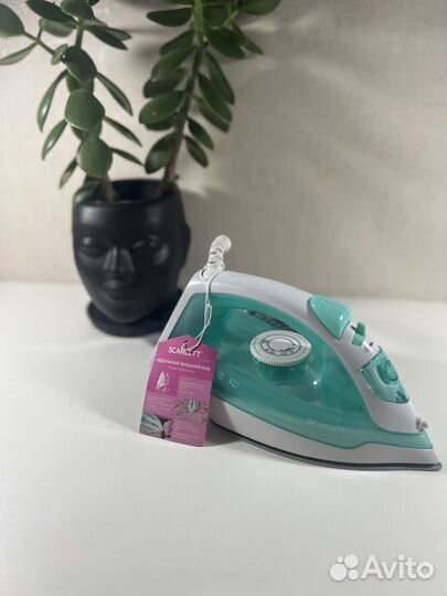 Новый утюг Scarlett SC-SI30P11