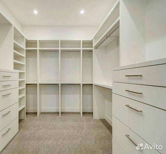 Гардеробная с островом