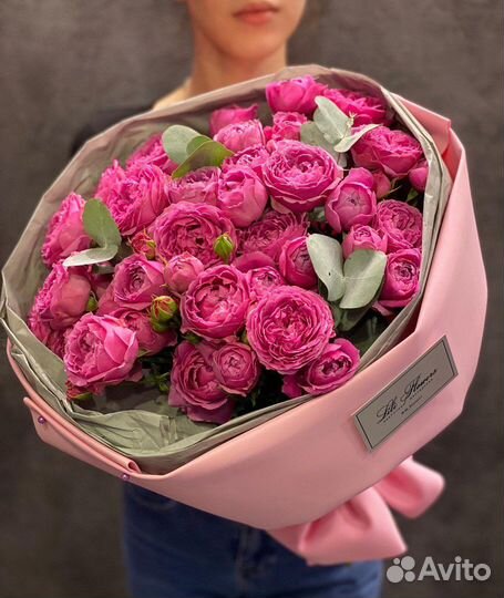 Пионовидные розы с доставкой букет