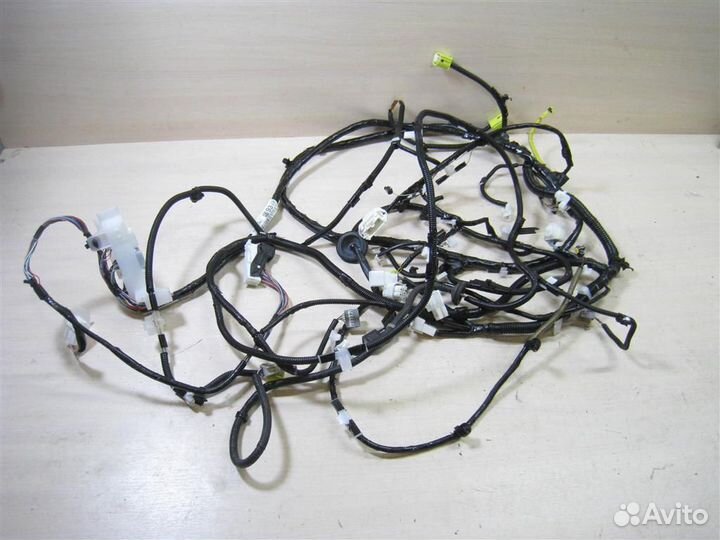Проводка салона Toyota Verso R2 2015