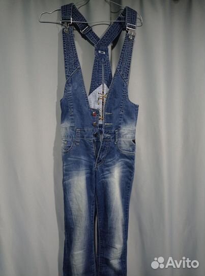 Джинсовый комбинезон женский