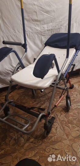 Кресло для инвалидов в душе