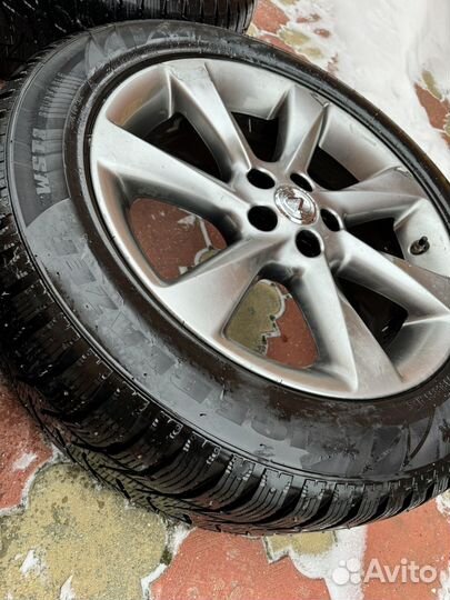 Продам комплект колес на лексус RX