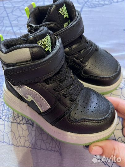 Кроссовки для мальчика