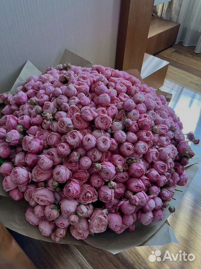 Цветы оптом розы