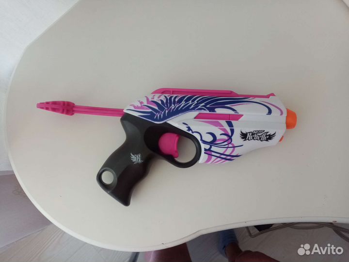 Игрушечный пистолет