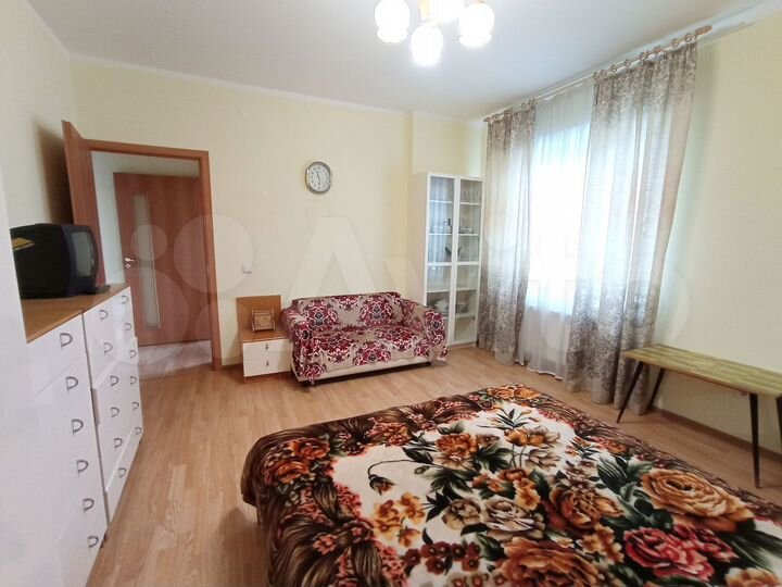 2-к. квартира, 52 м², 5/18 эт.